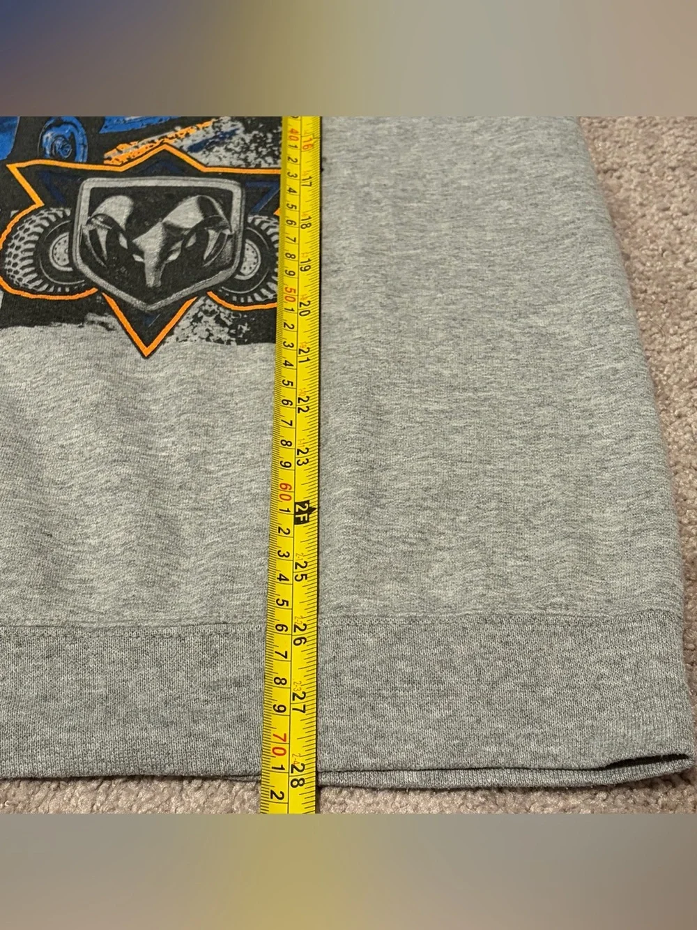 Dodge Ram 2500 Laramie Trucks Size Large Pullover Gray Long Sleeve Sweatshirt